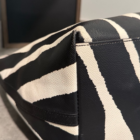 Coach Taxi Zip Top Tote in Zebra Print! GUC!! - Picture 6 of 15